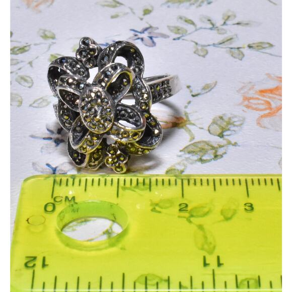 VTG 925 Sterling Silver Marcasite Art Deco Bow Ribbon Ring Approximate Size 8 - Picture 4 of 16